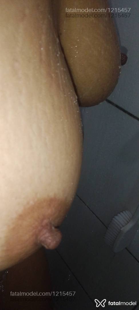Acompanhante mulher com cabelo castanho de olhos castanhos - Morena Bela Morena