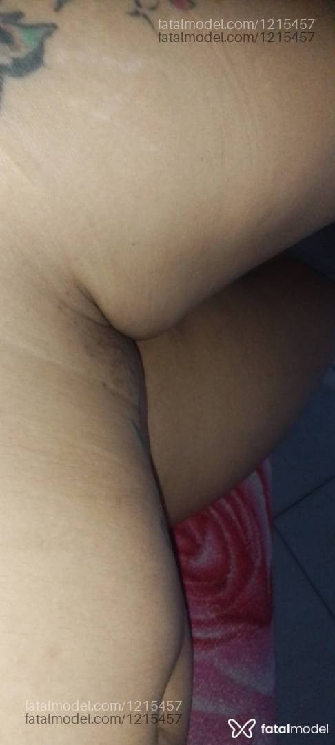 Acompanhante mulher com cabelo castanho de olhos castanhos - Morena Bela Morena
