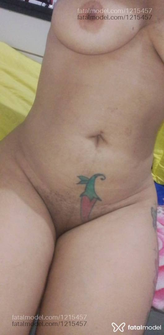 Acompanhante mulher com cabelo castanho de olhos castanhos - Morena Bela Morena