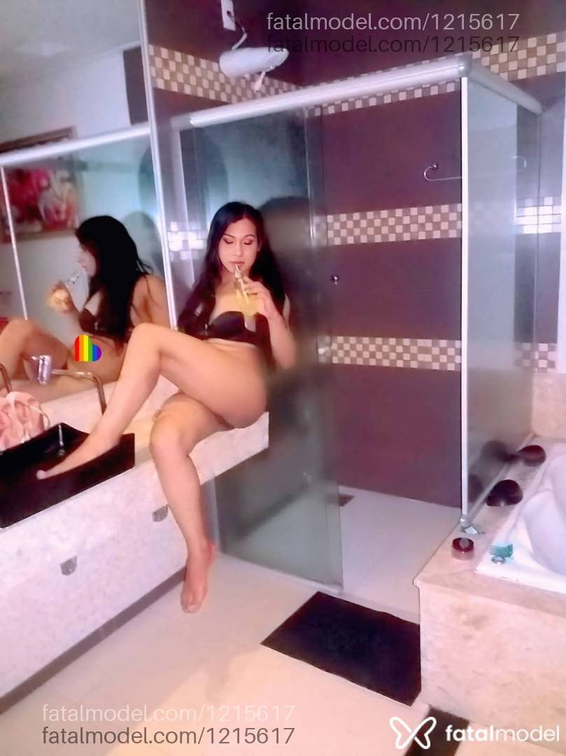Acompanhante mulher trans morena (o) de olhos castanhos em Confresa - Michelly