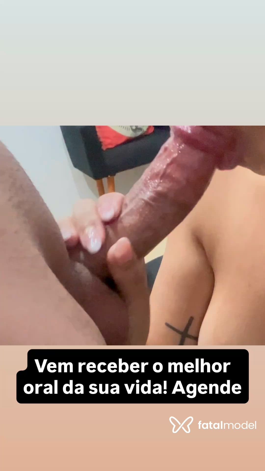 Acompanhante mulher loira (o) de olhos castanhos - Mel Santos Acompanhante mulher loira (o) de olhos castanhos - Mel Santos