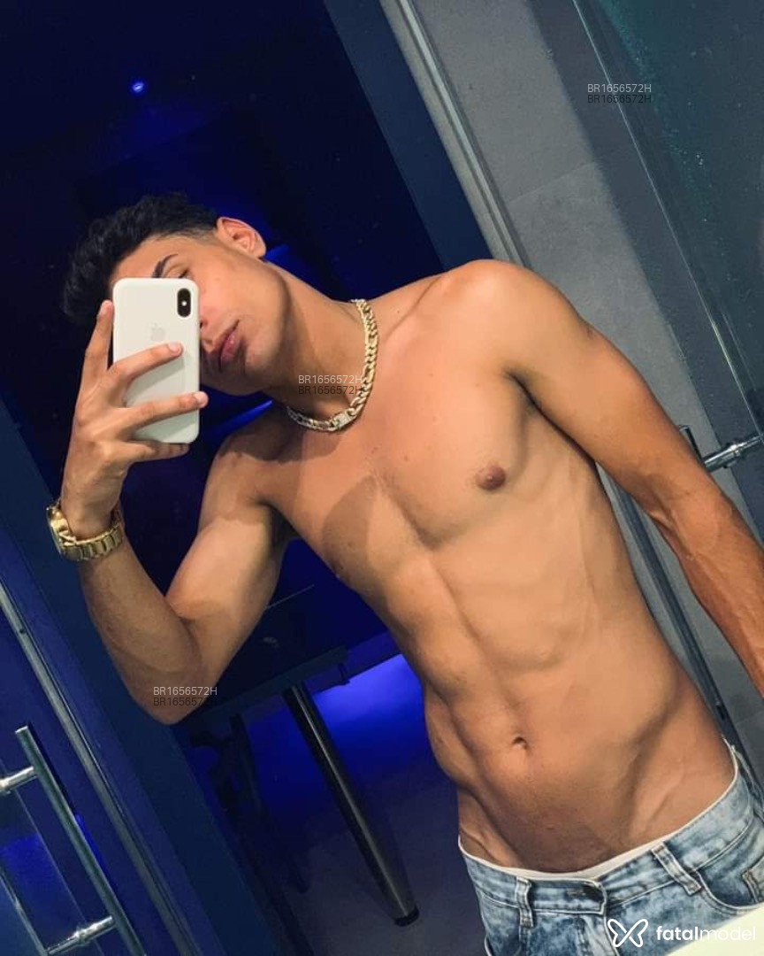 Acompanhante homem morena (o) de olhos castanhos em São Paulo Acompanhante homem morena (o) de olhos castanhos em São Paulo - Gustavo Belo