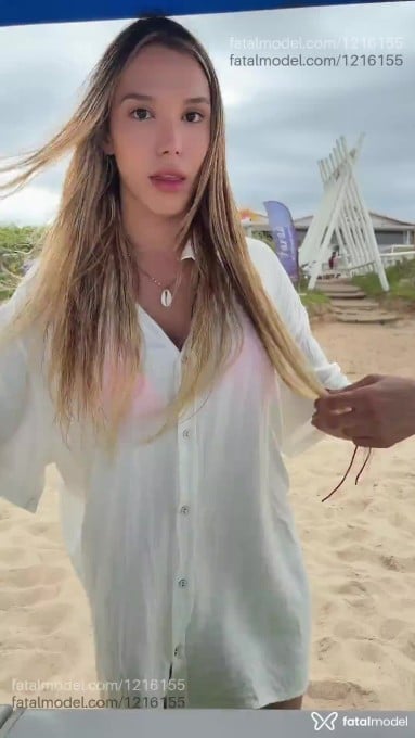 Acompanhante mulher trans loira (o) de olhos castanhos em Florianópolis - Lara Lopes