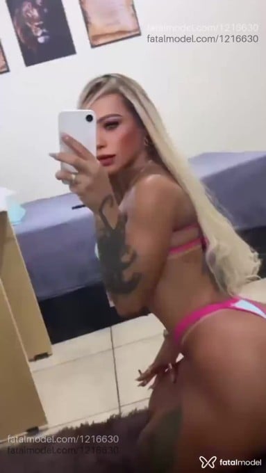 Acompanhante mulher morena (o) de olhos castanhos em Belo Horizonte - Laura Montenegro