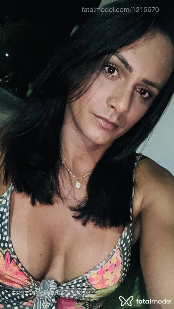 Acompanhante travesti morena (o) de olhos castanhos em Confresa - Jessyk