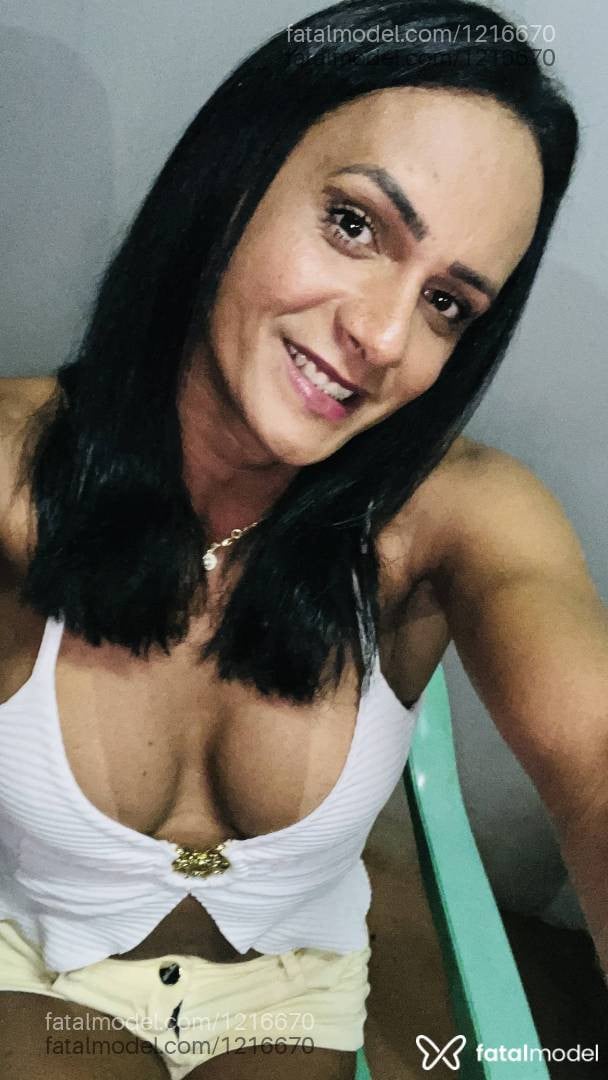 Acompanhante travesti morena (o) de olhos castanhos em Confresa - Jessyk