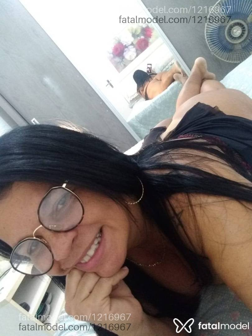 Acompanhante mulher morena (o) de olhos castanhos - Luana Acompanhante mulher morena (o) de olhos castanhos - Luana