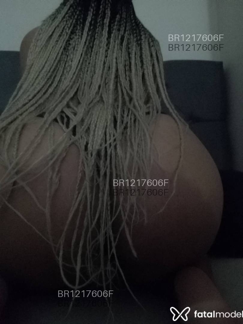 Acompanhante mulher morena (o) de olhos mel em Jaraguá do Sul - Bia silva