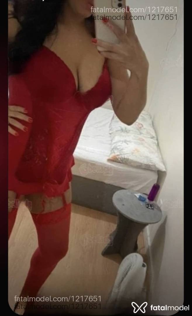 Acompanhante mulher morena (o) de olhos castanhos - Natacha Acompanhante mulher morena (o) de olhos castanhos - Natacha