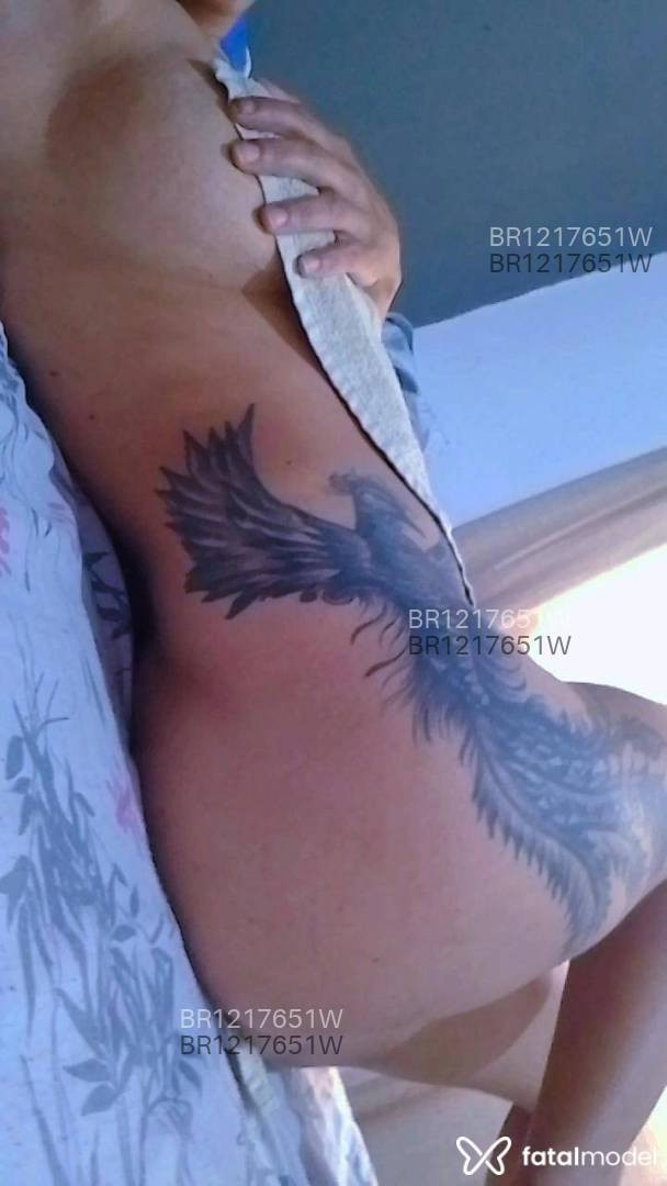 Acompanhante mulher morena (o) de olhos castanhos em São José - Natacha
