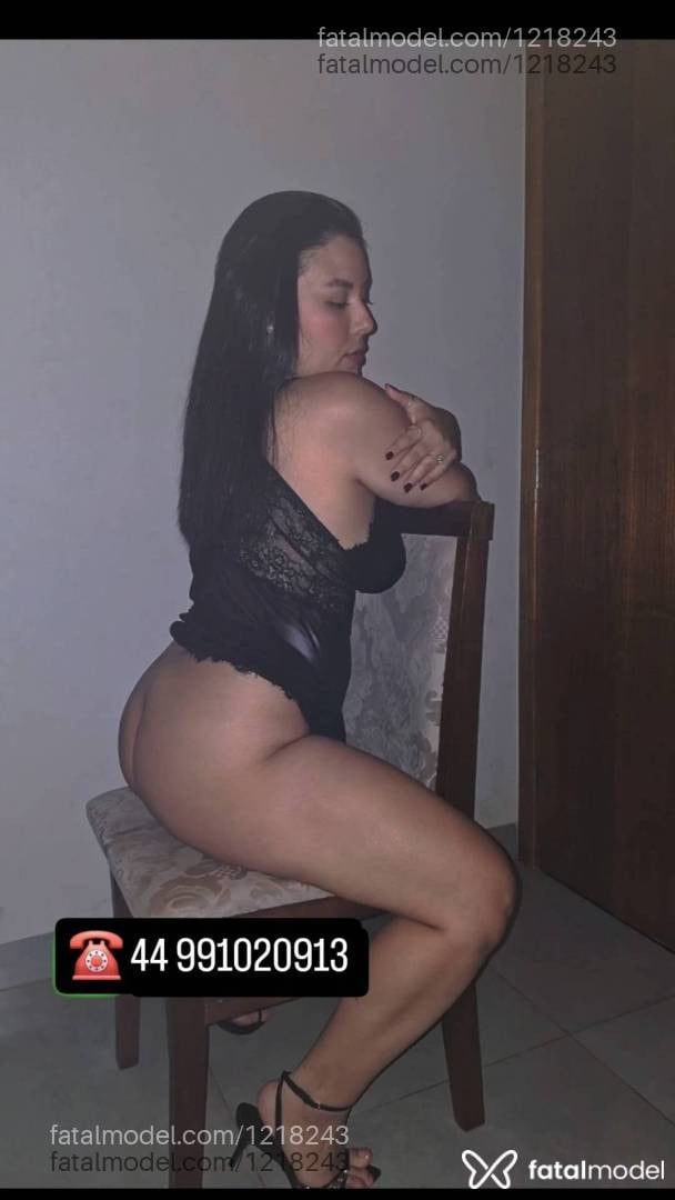 Acompanhante mulher morena (o) de olhos castanhos - BIAA CORTES