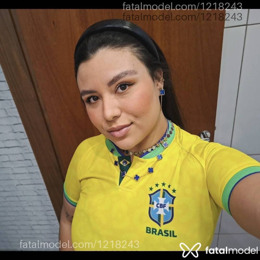 Acompanhante mulher morena (o) de olhos castanhos em Campo Mourão - BIAA CORTES