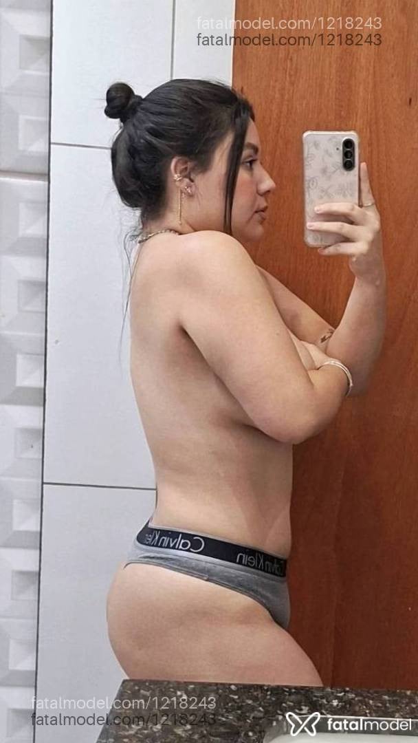 Acompanhante mulher morena (o) de olhos castanhos em Campo Mourão - BIAA CORTES