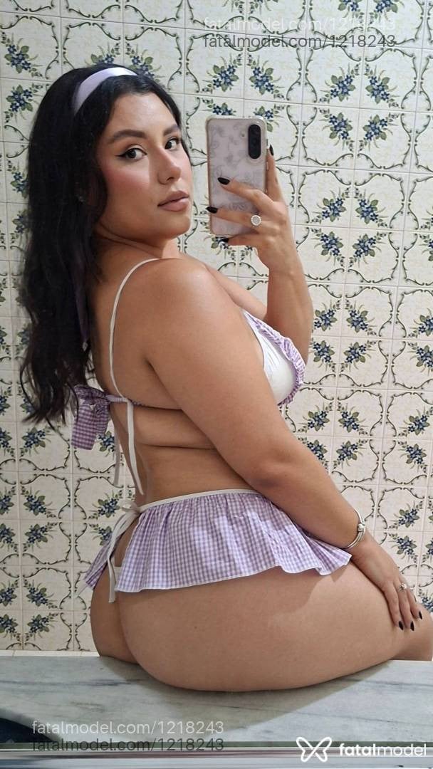 Acompanhante mulher morena (o) de olhos castanhos - BIAA CORTES