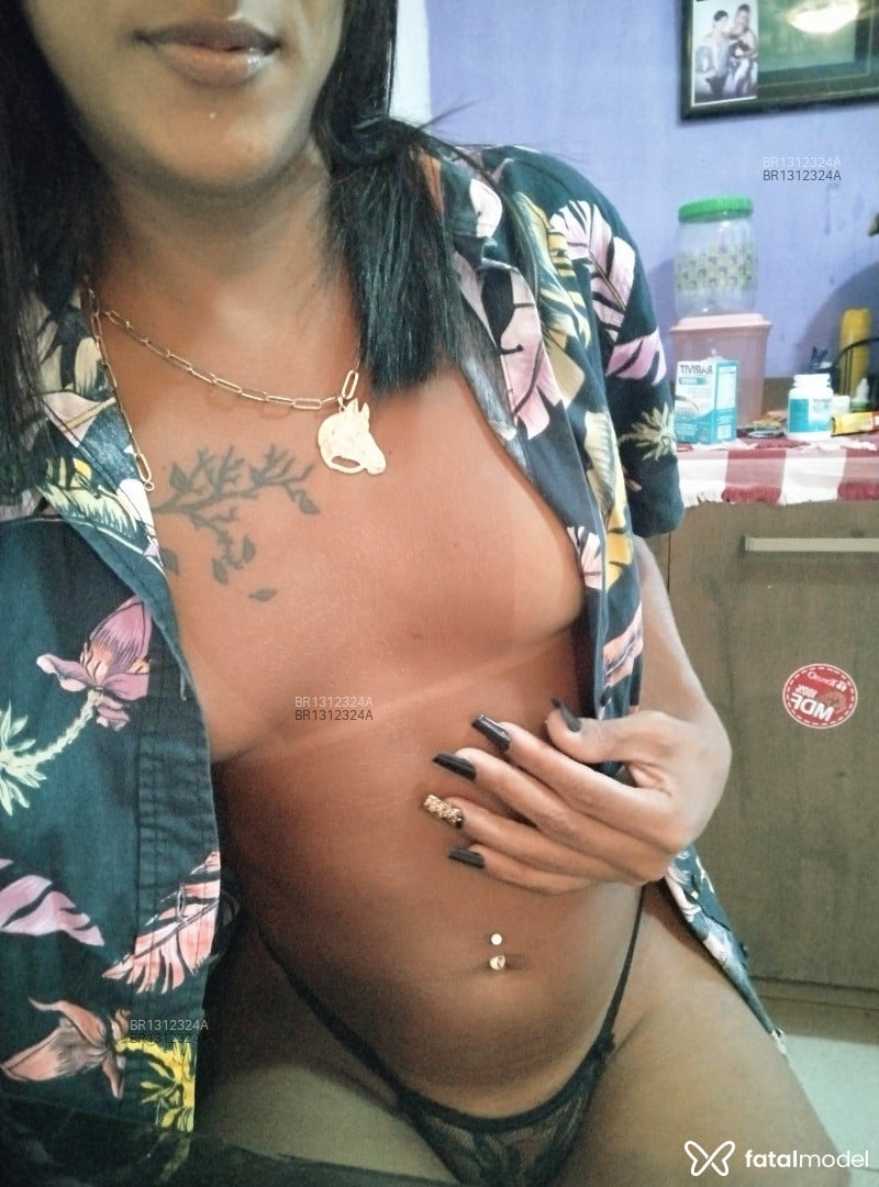 Acompanhante mulher trans morena (o) de olhos castanhos em São Luís - Thay Lobato