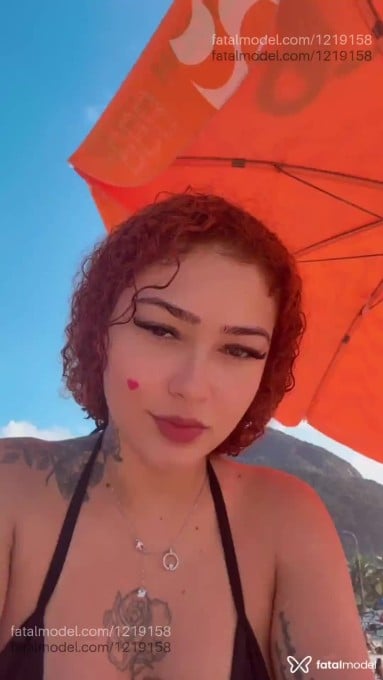 Acompanhante mulher com cabelo castanho de olhos castanhos em Rio de Janeiro Acompanhante mulher com cabelo castanho de olhos castanhos em Rio de Janeiro - Lays Ribeiro