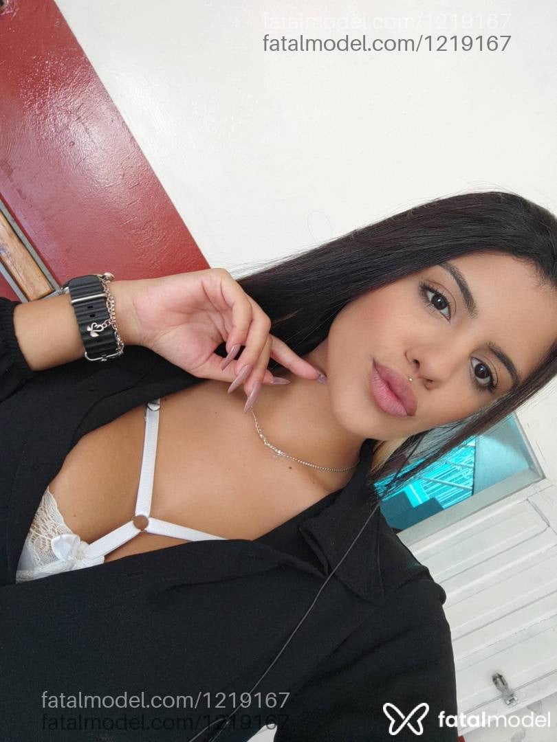 Acompanhante mulher morena (o) de olhos castanhos em Paranavaí - Mirella Paulista