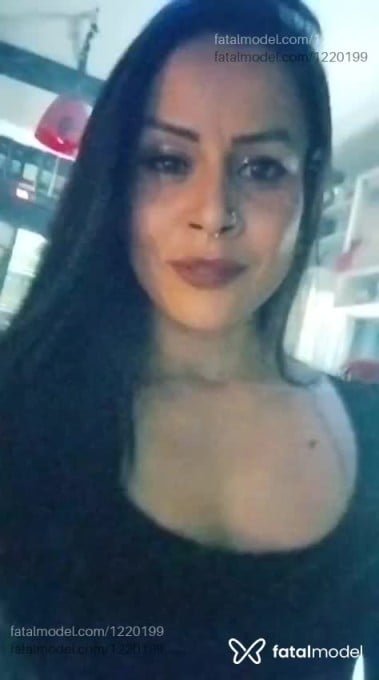 Acompanhante mulher morena (o) de olhos mel - Morena Rios Acompanhante mulher morena (o) de olhos mel - Morena Rios