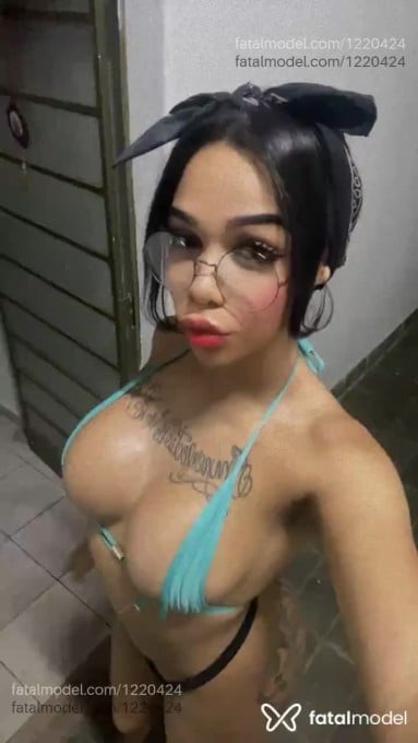 Acompanhante mulher trans morena (o) de olhos castanhos em Uberlândia - Agnes Silva