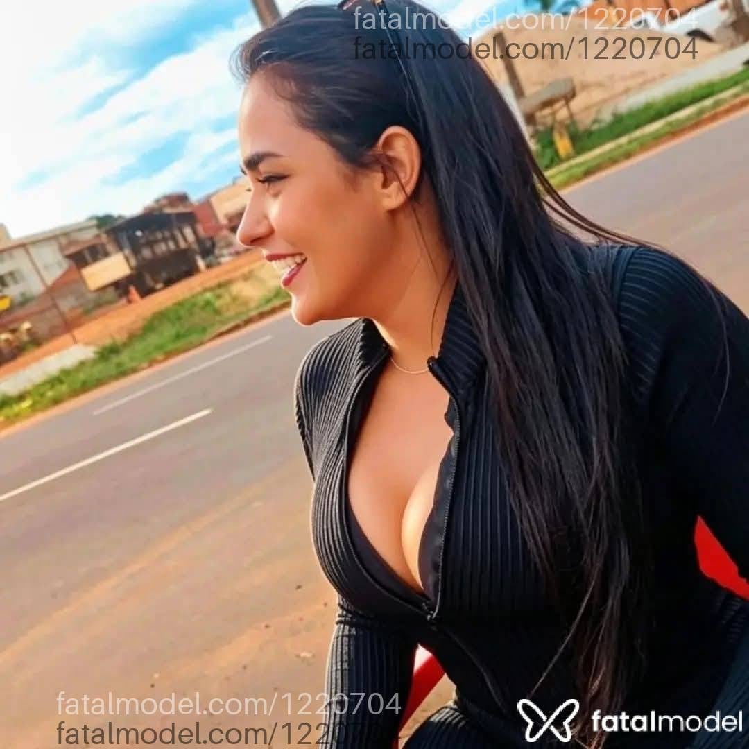 Acompanhante mulher morena (o) de olhos pretos - Artemís Gontijo