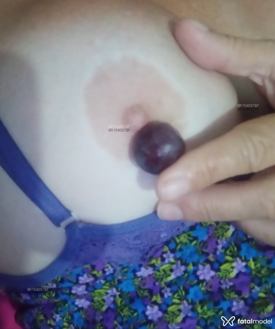 Acompanhante mulher loira (o) de olhos verdes - Lola maira