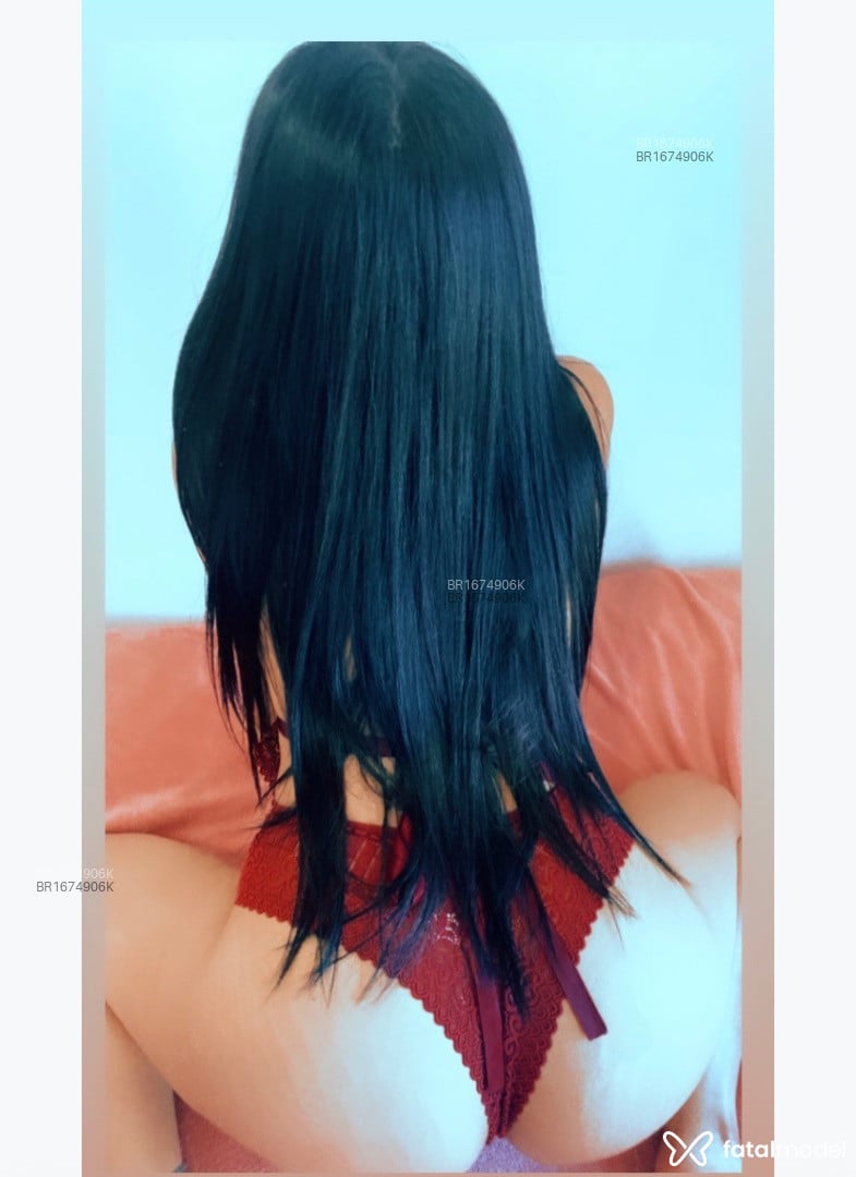 Acompanhante mulher morena (o) de olhos castanhos em Itajaí - Gabriela