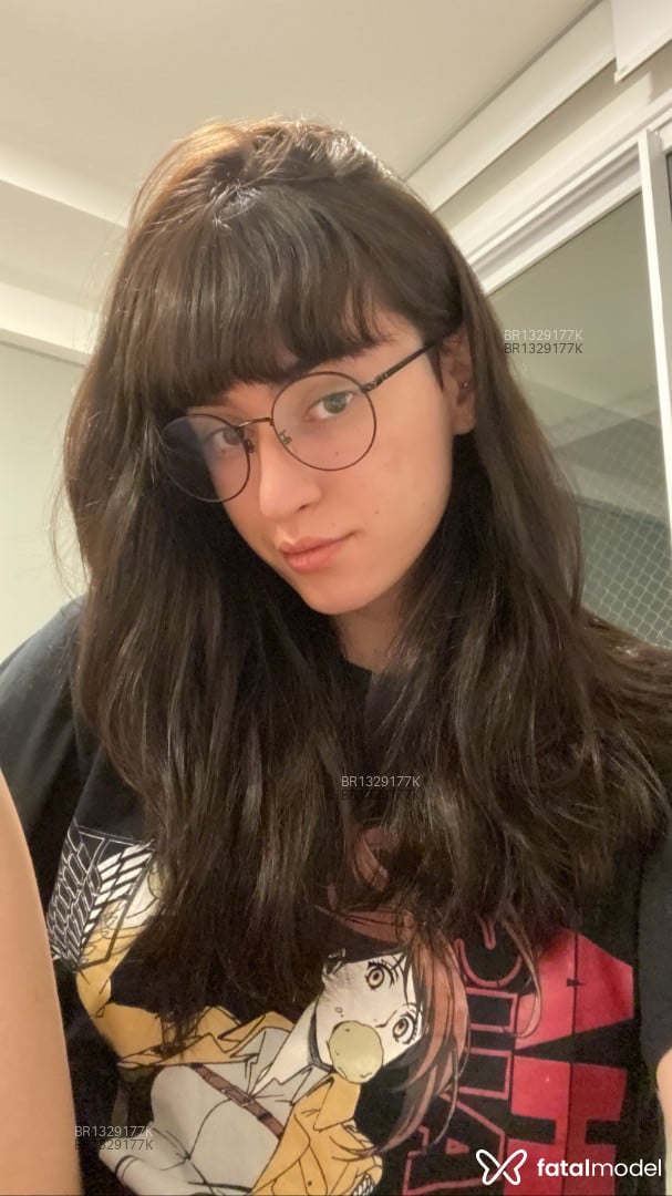 Acompanhante mulher trans com cabelo castanho de olhos castanhos em São Paulo - Victoria