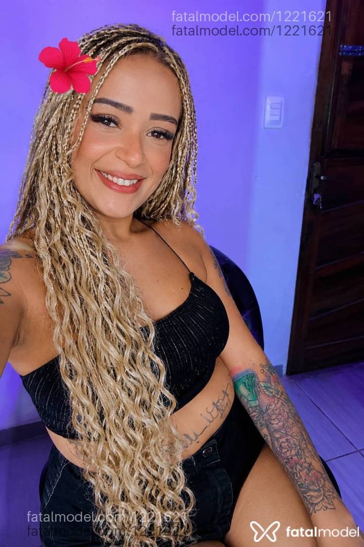 Acompanhante mulher loira (o) de olhos castanhos em Campina Grande - Thays Lima