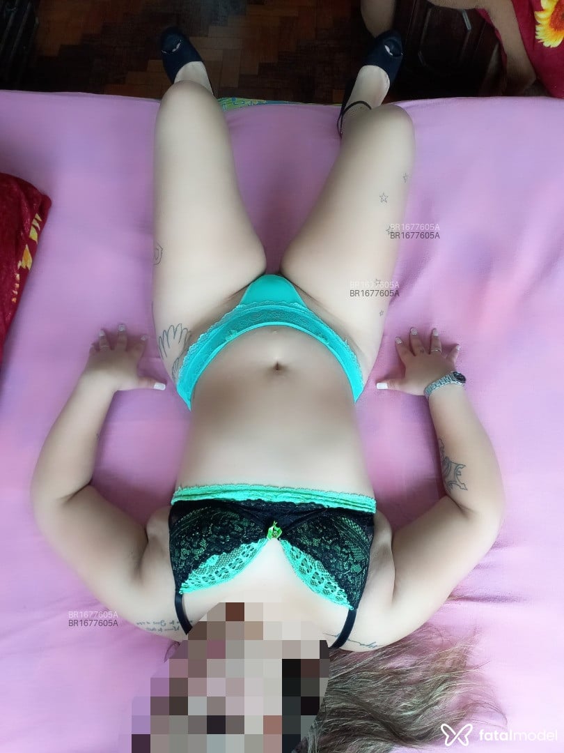 Acompanhante mulher loira (o) de olhos castanhos em Bagé - Natiely Oliveira