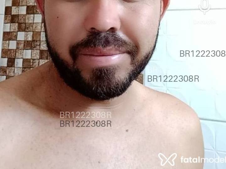 Acompanhante homem morena (o) de olhos castanhos em Caldas Novas - Meleta