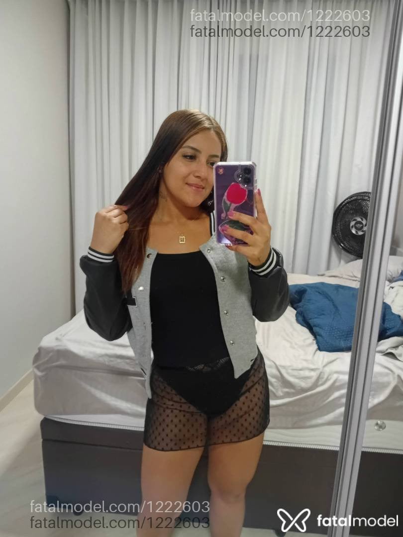 Acompanhante mulher morena (o) de olhos pretos - Brunna Fortunato
