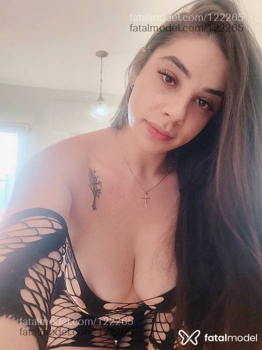 Acompanhante mulher trans com cabelo castanho de olhos castanhos em Porto Alegre - Daniela Guimarães