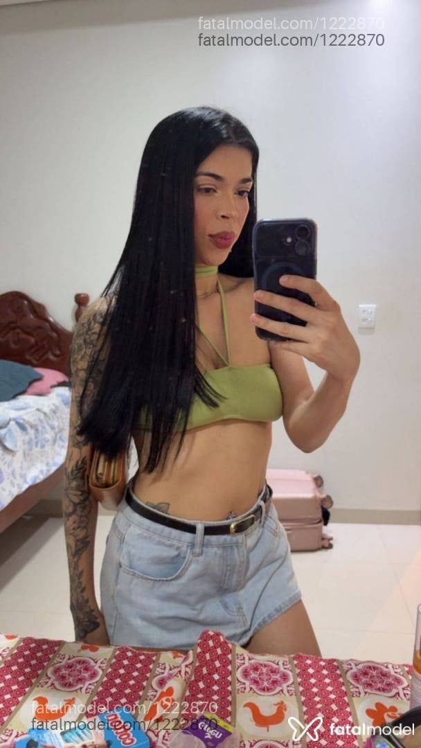 Acompanhante mulher morena (o) de olhos pretos - Natalia