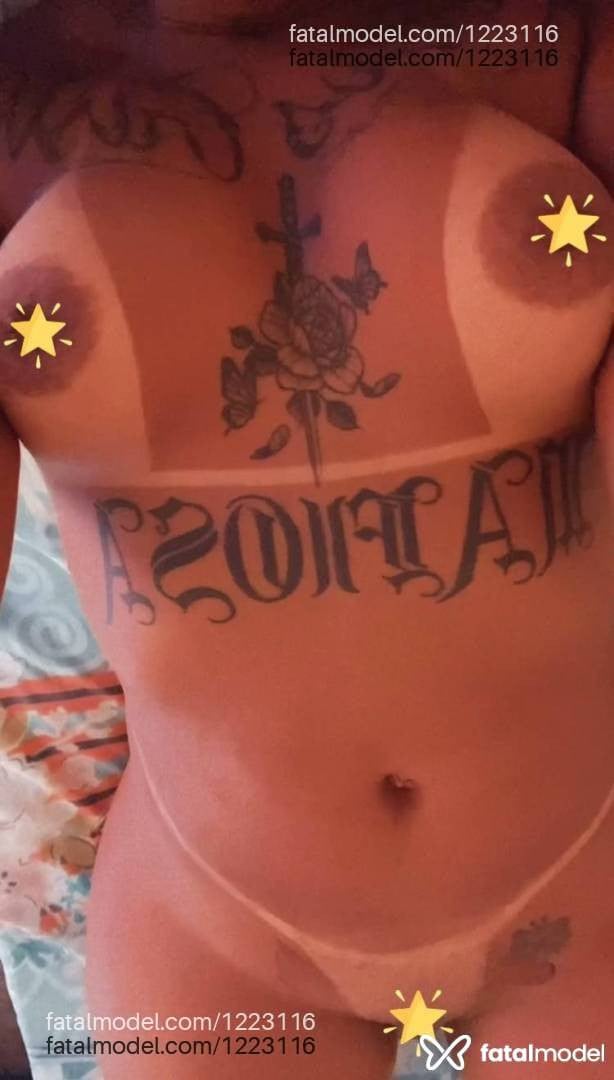 Acompanhante mulher morena (o) de olhos pretos - Lilithy