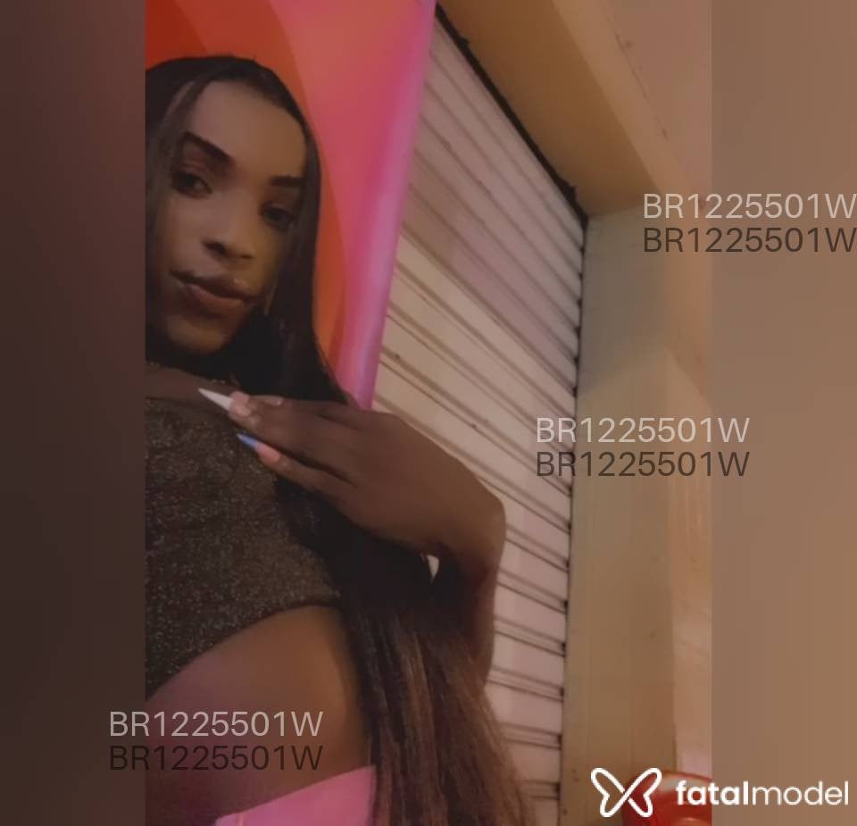 Acompanhante travesti com cabelo castanho de olhos castanhos em Itaperuna Acompanhante travesti com cabelo castanho de olhos castanhos em Itaperuna - DRY LOVATLLY