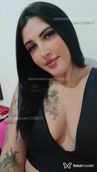 Acompanhante mulher morena (o) de olhos castanhos em Macaé - Thauany