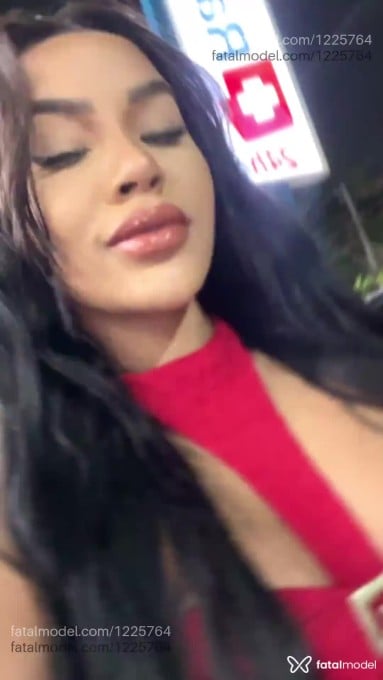 Acompanhante mulher morena (o) de olhos verdes em Rio de Janeiro - Estrela