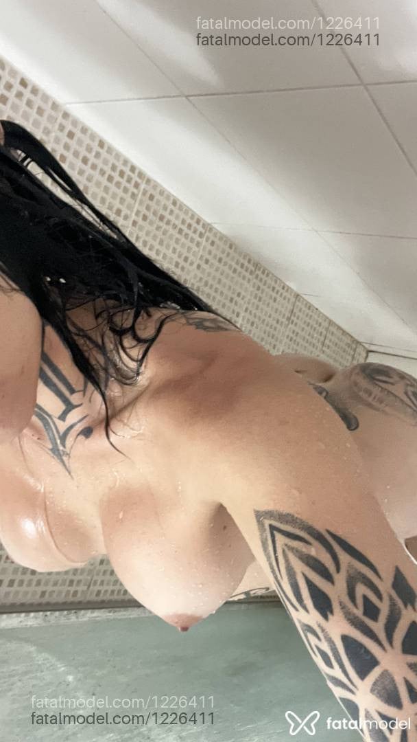 Acompanhante mulher trans morena (o) de olhos castanhos - Laryssa Callou