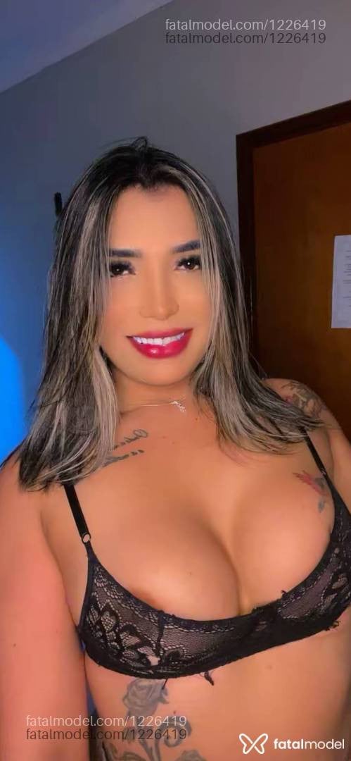 Acompanhante travesti loira (o) de olhos castanhos em Franca - Ana bela