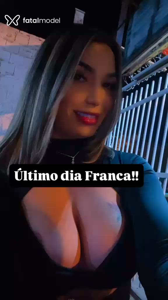 Acompanhante travesti loira (o) de olhos castanhos - Ana bela