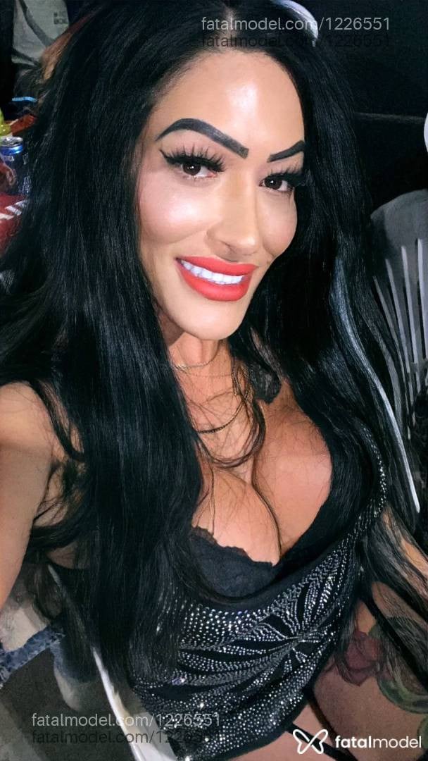 Acompanhante travesti morena (o) de olhos castanhos em Uberaba - Bonecaversatiltop