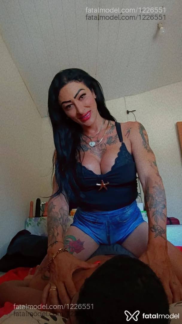 Acompanhante travesti morena (o) de olhos castanhos - Ellenversatilmasag