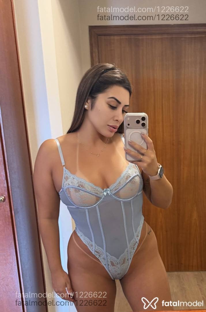 Acompanhante mulher morena (o) de olhos mel - LAURA Lima