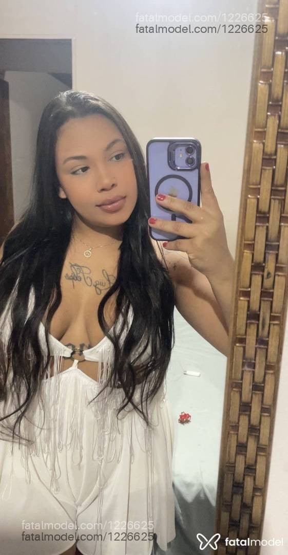 Acompanhante mulher morena (o) de olhos castanhos em Capelinha - Barbara
