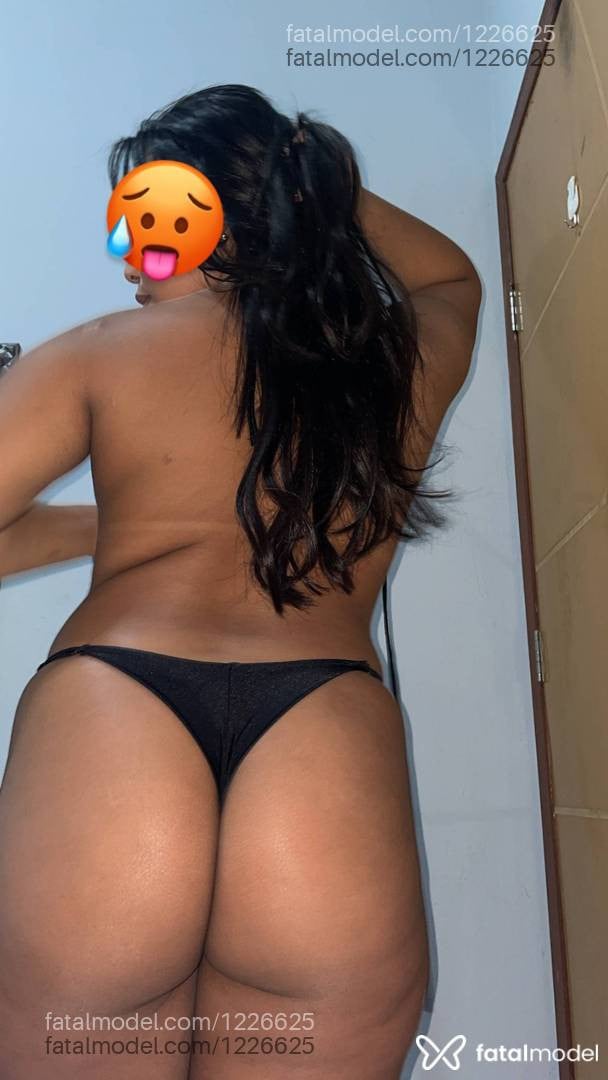 Acompanhante mulher morena (o) de olhos castanhos - Barbara