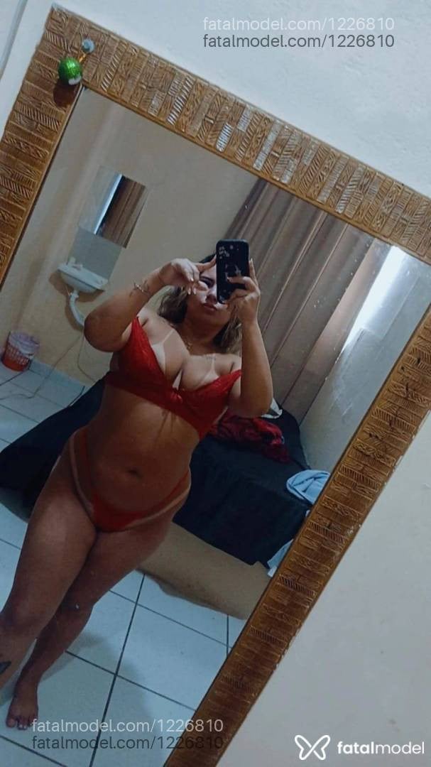 Acompanhante mulher loira (o) de olhos castanhos em Campos dos Goytacazes - Hanna Torres