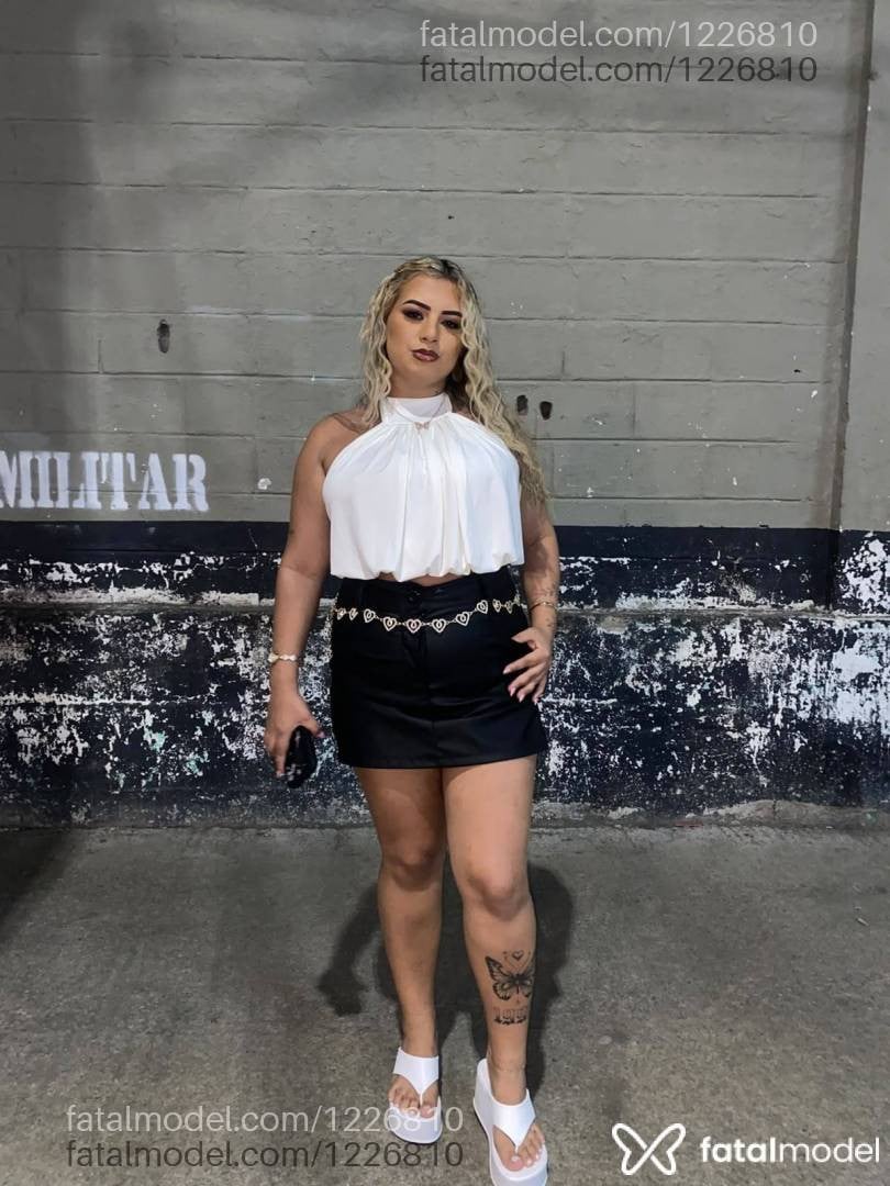 Acompanhante mulher loira (o) de olhos castanhos em Campos dos Goytacazes - Hanna Torres