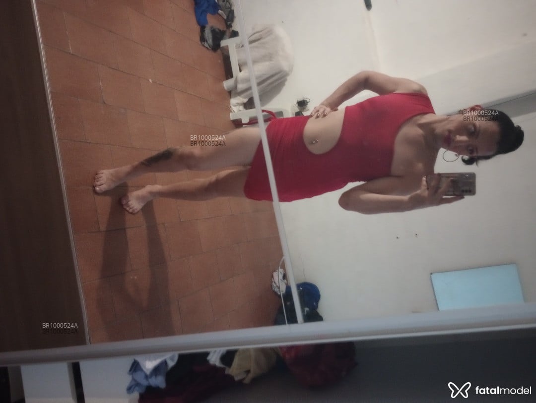 Acompanhante trans morena (o) de olhos castanhos - Manuelly