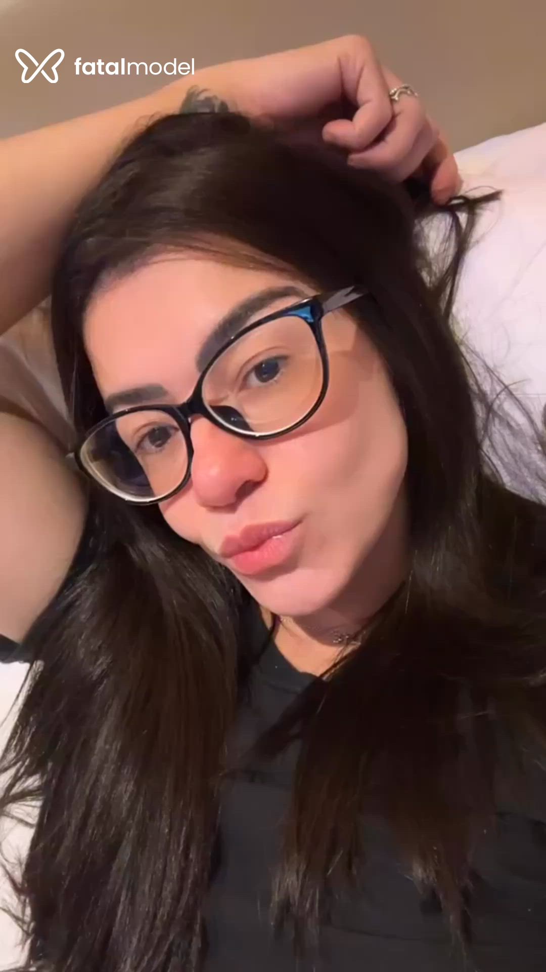 Acompanhante mulher com cabelo castanho de olhos pretos - Bodybuilder