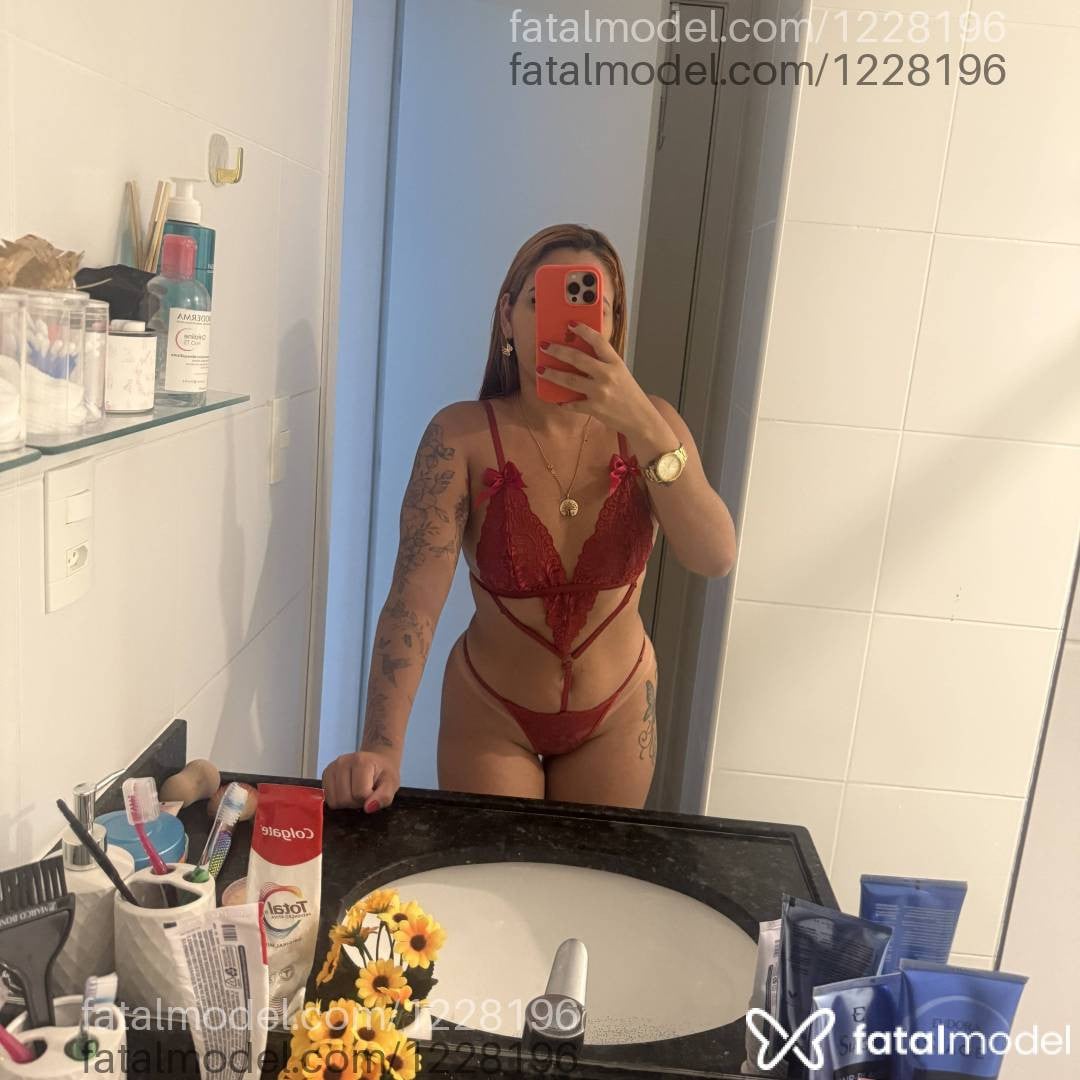Acompanhante mulher ruiva (o) de olhos pretos em Maceió Acompanhante mulher ruiva (o) de olhos pretos em Maceió - Emily Santos